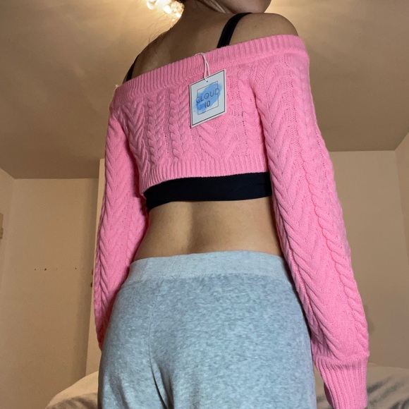 pink cropped sweater 💕 - Picture 2 of 3